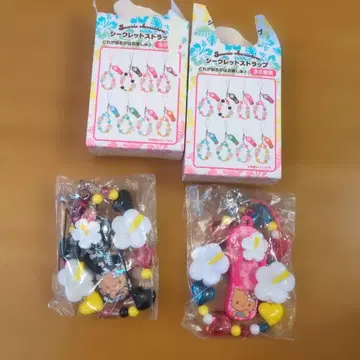 토코나츠 바케이션 산리오 시크릿 스트랩 키티 헬로키티