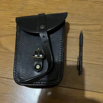 메디슨 백풍 가죽 백 블랙