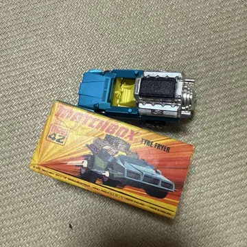 MATCHBOX 타이어 프라이어 파랑 1/64