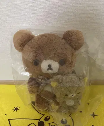 리락쿠마 차이로이코구마의 꼬옥 안아 봉제 인형
