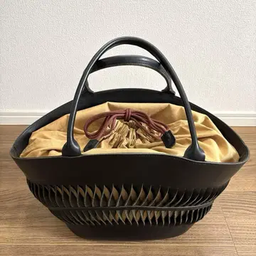 토트백 CARPET 천연 가죽 가죽 컷워크 블랙 블랙