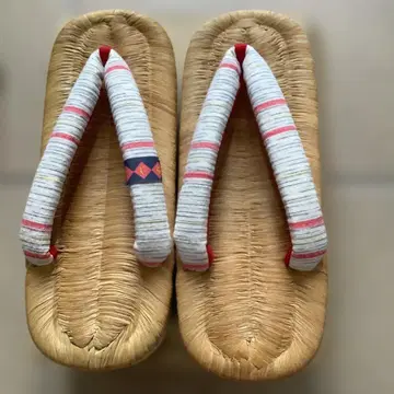 팔자 무늬 나막신 22cm~23.5cm