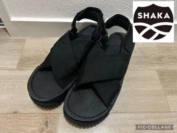 SHAKA 크로스 스트랩 블랙 샌들