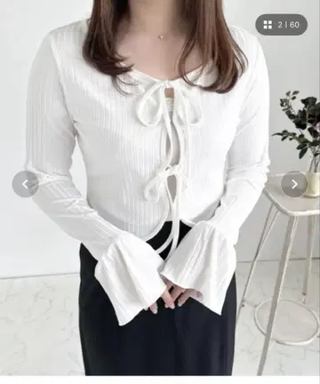 컷 리본 소매 플레어 가디건