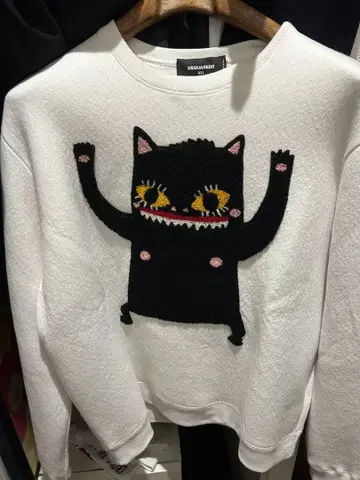DSQUARED2 캐릭터 자수 맨투맨 고양이