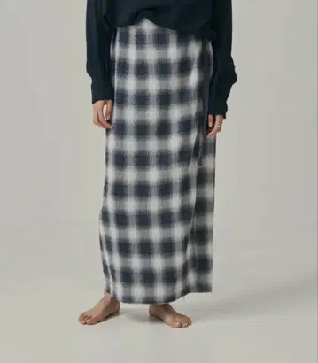 Alia 체크 랩스커트
