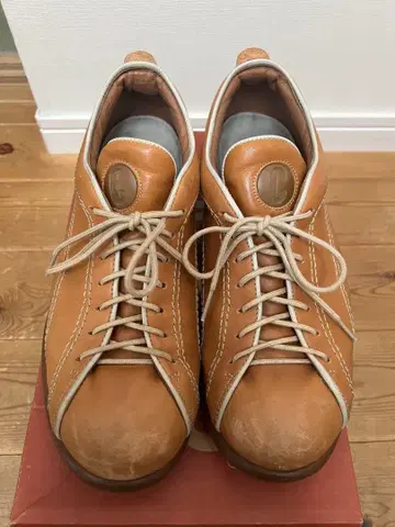 캠퍼 CAMPER Napa Stone 42C 오렌지.