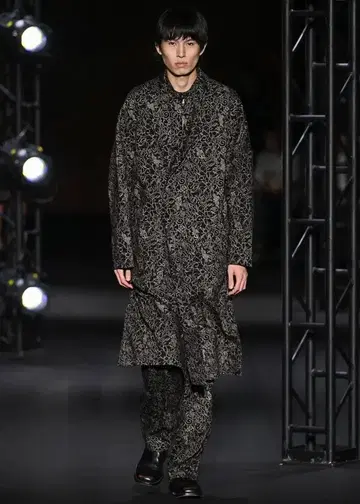 새상품 sulvam 25SS 덩굴 무늬 앤티크 데님 셋업