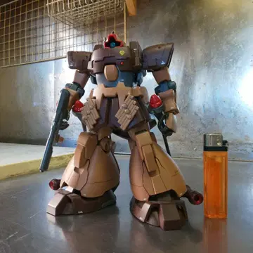 1/100 돔 트로펜