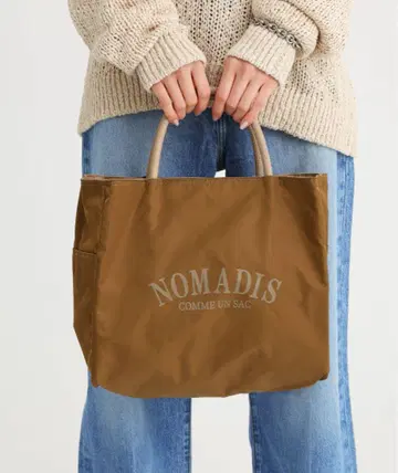 NOMADIS 토트백 브라운