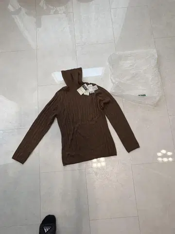 도쿄 스타일 브라운 리브 스웨터 M
