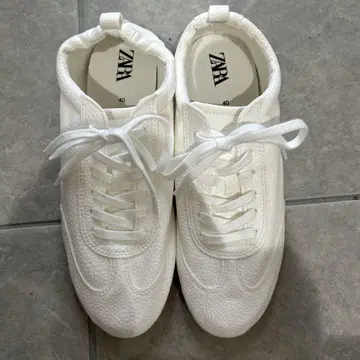 ZARA 소프트 가죽 신발