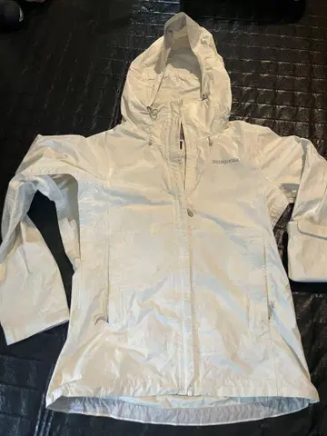 patagonia 여성용 마운틴 후드티 S 화이트