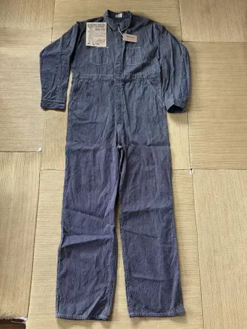 dapper's dura bilt one piece suits 8oz