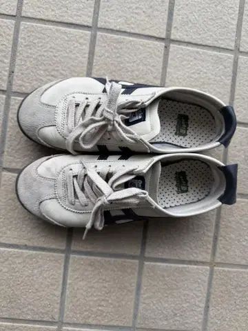 오니츠카타이거 스니커즈 24cm
