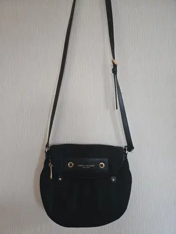 MARC JACOBS 블랙 숄더백