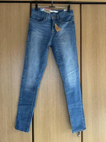 LEVI'S 311SHAPING SKNNY