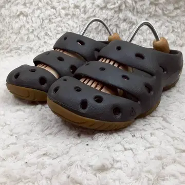 새상품급 28cm KEEN 킨 샌들 블랙 블랙 요기