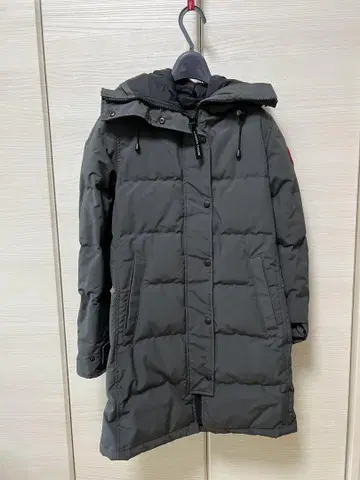 CANADA GOOSE 여성용 롱 다운 자켓 M 그레이 [컨디션 최상]
