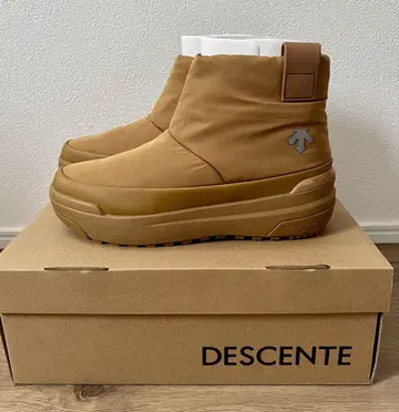 [ 미사용 새상품 ] DESCENTE / 데상트 윈터 부츠 25cm