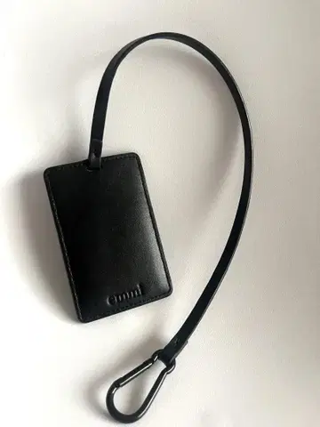 emmi 미사용 새상품 블랙 가죽제 패스 케이스