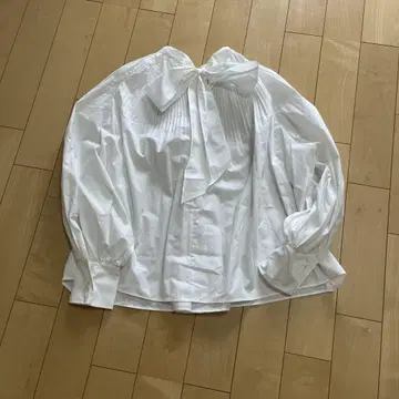 MACHATT 리본 타이 블라우스