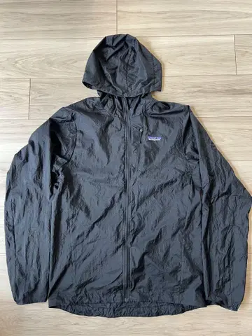 patagonia 후디니 자켓 블랙 S 사이즈
