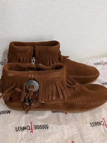 미사용품 미네통카 프린지 부츠 사이즈 7 24cm 상당