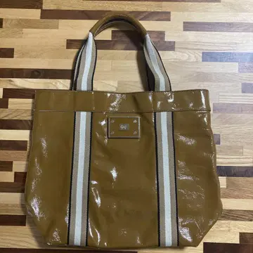 아냐 힌드마치 백 토트백 에나멜 천연 가죽 가죽 카멜