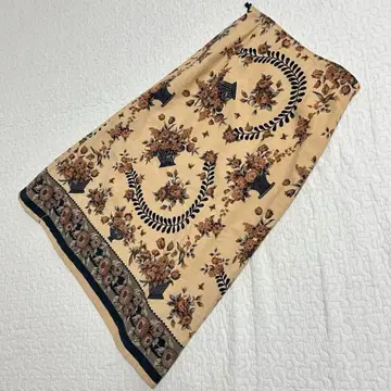 르쿠르블랑 꽃무늬 플레어 롱 스커트 M 하이웨스트 일본제 a1617