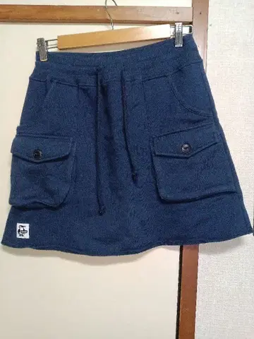 CHUMS 네이비 플리스 스커트