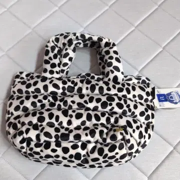 새상품, 미사용 루트 ROOTOTE 달마시안 패턴