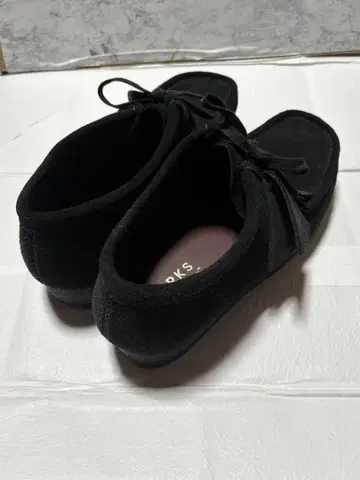 새상품급 왈라비 클락스 블랙 26.5cm