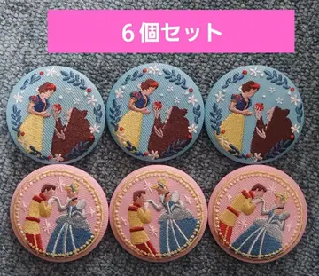 [ 새상품: 미사용 ] 디즈니 자수 캔뱃지 6개 세트