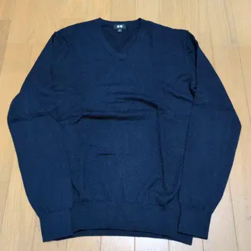 UNIQLO 캐시미어 혼방 스웨터