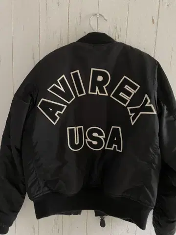 새상품급! AVIREX MA-1 자켓 블랙