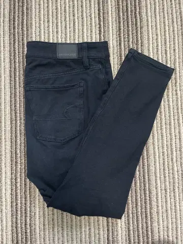 AMERICAN EAGLE 슈퍼 스트레치 블랙 스키니 데님