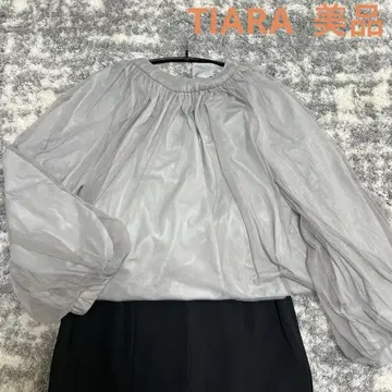 TIARA 튤 개더 벌룬 슬리브 그레이 F 사이즈 새상품급 긴팔