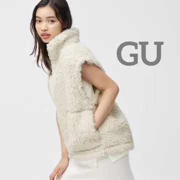 GU 컬리 플리스 지퍼 베스트 내추럴 M 베이지 아이보리