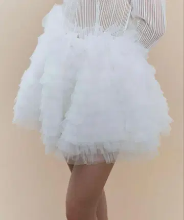Bibiy. DARLENE SHUSHU MINI SKIRT