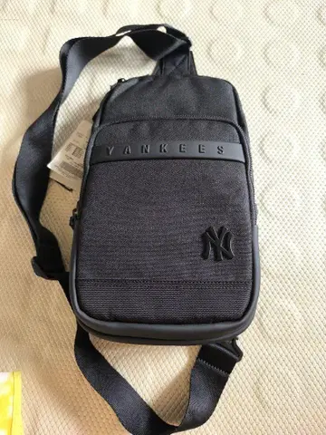 MLB Yankees 양키스 블랙 숄더백