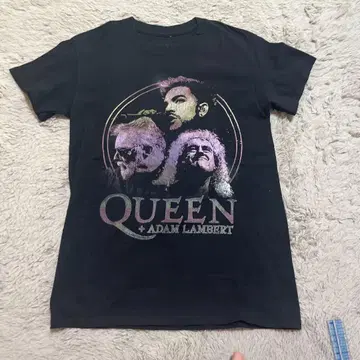 QUEEN + ADAM LAMBERT 티셔츠