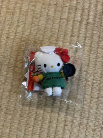 로리즈팜 Me% 토이 키링 산리오