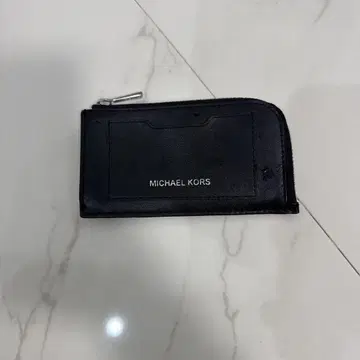MICHAEL KORS 블랙 코인 케이스