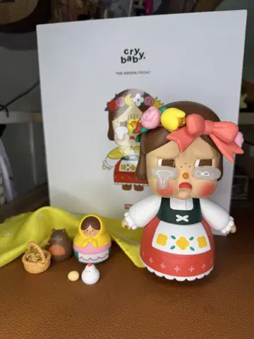 crybaby 러시아 여아 피규어