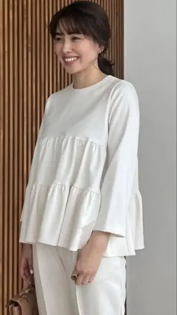 [ 새상품급 ] 마쉬멜로우 상의 밀크