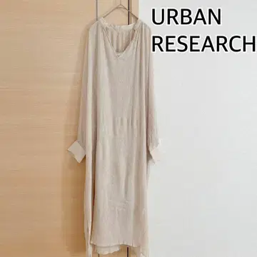 센스 오브 플레이스 바이 어반 리서치 긴팔 원피스 베이지