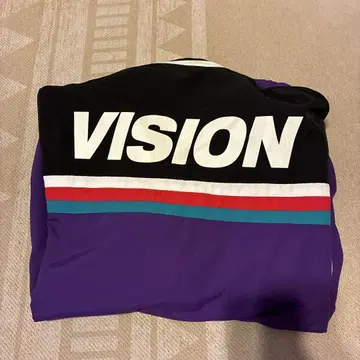 VISION 나일론 자켓 블랙/화이트/보라색