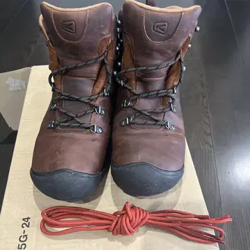 KEEN 킨 피레니즈 28cm