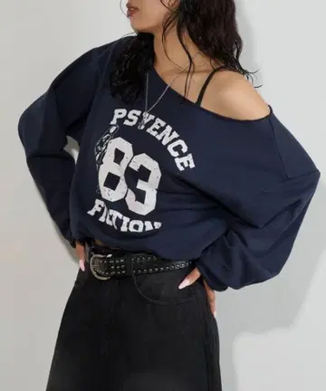 최종 가격 인하!! 미사용에 가까운 후즈후 트레이닝복 네이비